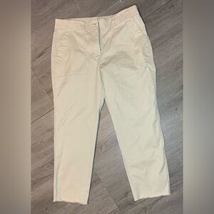 3 for $30 GAP Cream Women’s Girlfriend Khaki Capris Relaxed Fit Cotton Blend